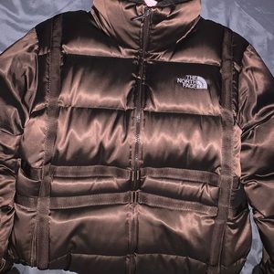brown north face puffer